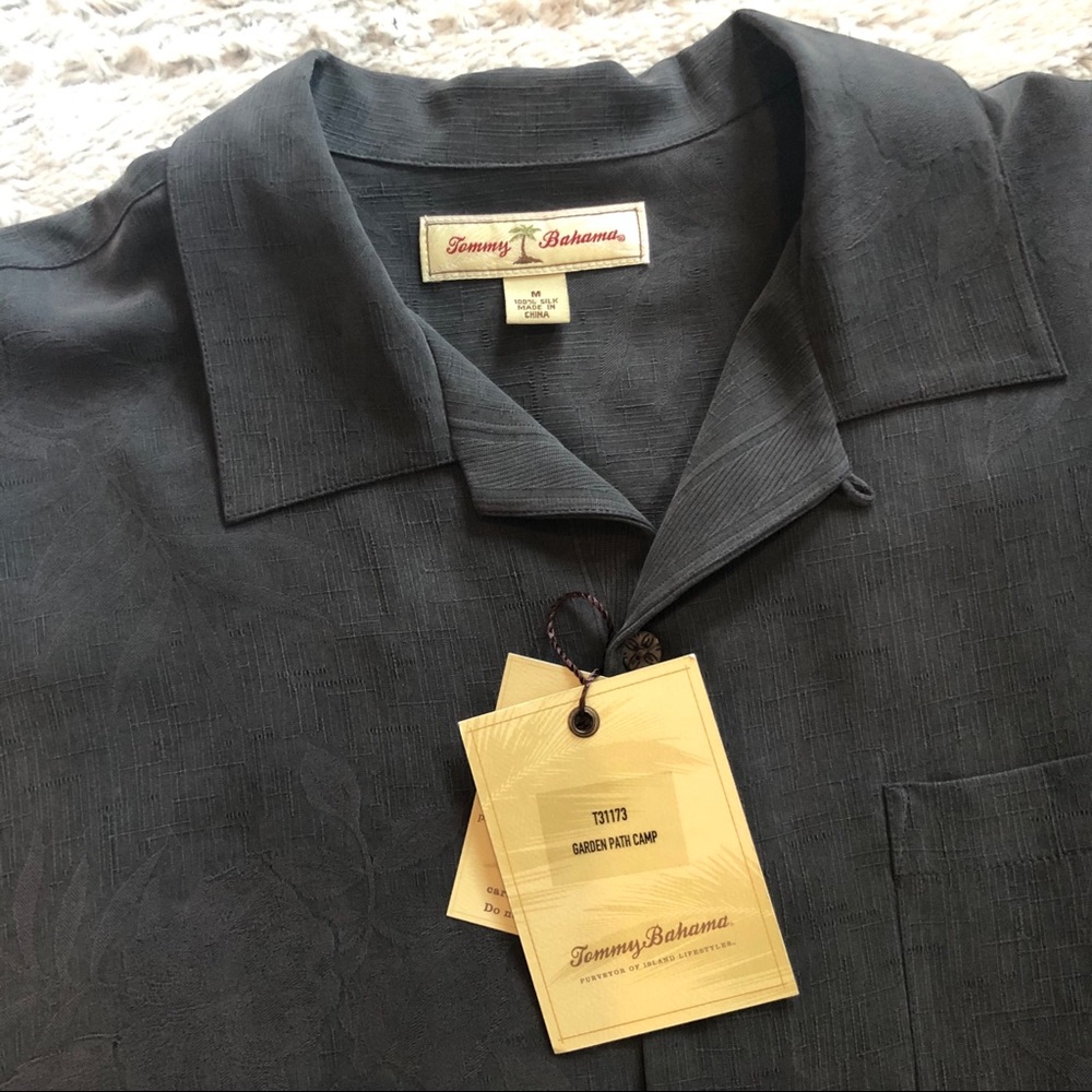 NWT TOMMY BAHAMA 100% Silk Button Down Shirt